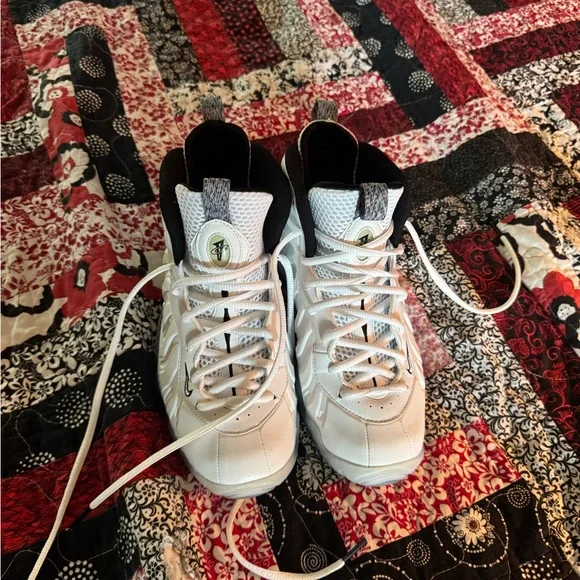 NIKE AIR FOAMPOSITE ONE WHITE ICE  5.5youth - Picture 2 of 5